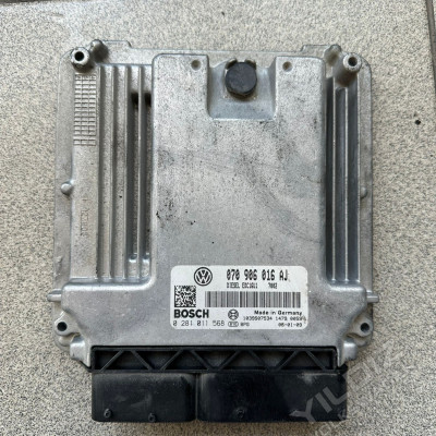 Volkswagen Transporter T5 2.5 130 Motor Beyni 070906016AJ