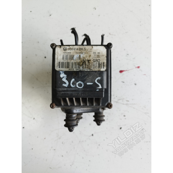 Volkswagen Passat B6 3C0614095S Çıkma ABS Beyni 