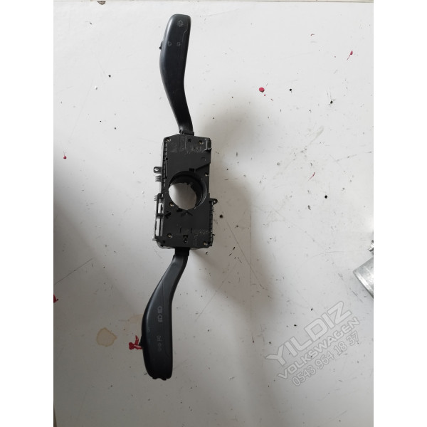 Volkswagen Polo 6Q0953503BL Çıkma Sinyal Kolu 