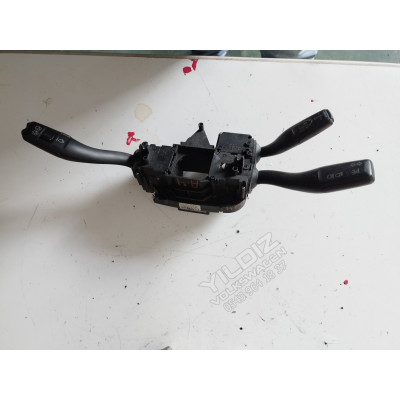 Audi A4 8E0953521D Çıkma Hız Sabitleyici Sinyal Kolu  2001-