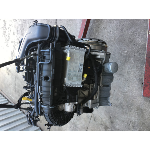 Volkswagen Passat 1.5 TSI Benzinli DPC Sıfır Motor