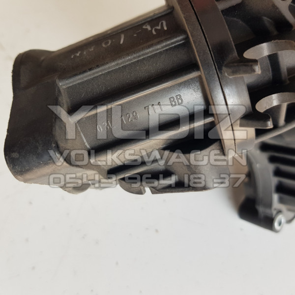 Skoda Superb 03L129711BB Orijinal Çıkma Emme Manifoldu 2010 2011 2012 2013