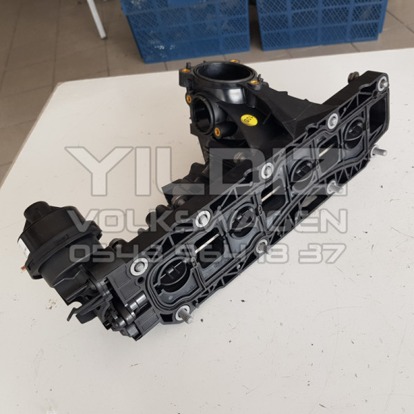 Volkswagen Transporter T7 04L129709B 03K906051 Orijinal Çıkma Emme Manifoldu ve Basınç Sensörü 2016 2017 2018 2019