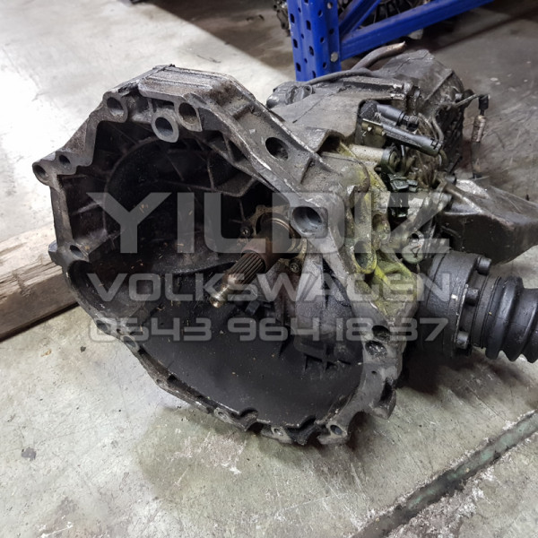 Audi A6 1.8 Benzin DDU Orijinal Çıkma 5 Vites Manuel Şanzıman 1996 1997