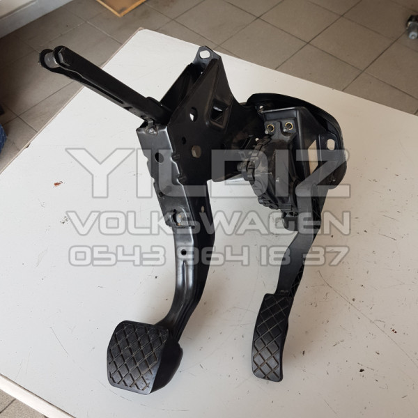 Volkswagen Golf4 Bora 1J1721130C 1J1721111C Orijinal Çıkma Otomatik Vites Gaz Fren Pedal Seti