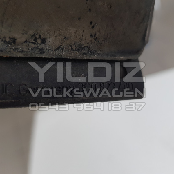 Volkswagen Passat B6 3C0823480 Orijinal Çıkma Kaput Kilit Mandalı Dili 2005 2006 2007 2008 2009 2010