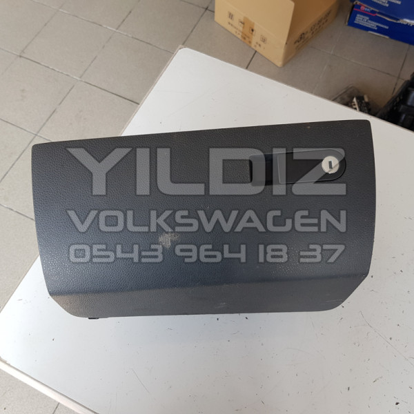 Volkswagen Transporter T5 7H1857121 Orijinal Çıkma Torpido Kutusu 2004 2005 2006 2007 2008 2009