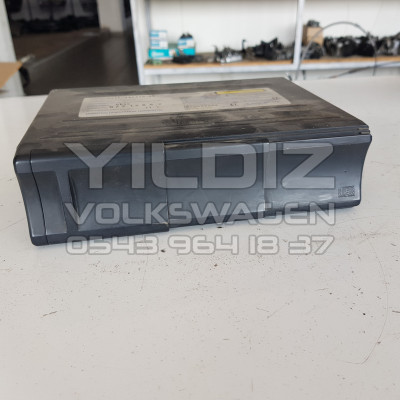 Ford Focus XS4F-18C830-AE Orijinal 6li CD Changer