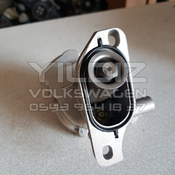 Volkswagen Transporter T4 2.4 2.5 TDI Dizel Pierburg 074145100A Sıfır Fren Vakum Pompası 1996 1997 1998 1999 2000 2001 2002 2003