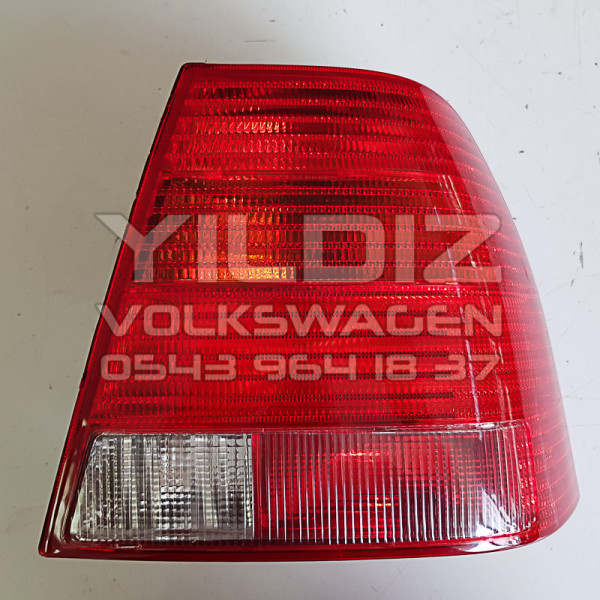 Volkswagen Bora 1J5945112P - 1J5 945 112 P Sağ Stop Orijinal Çıkma Yedek Parça 1998 1999 2000 2001 2002 2003 2004 2005 2006