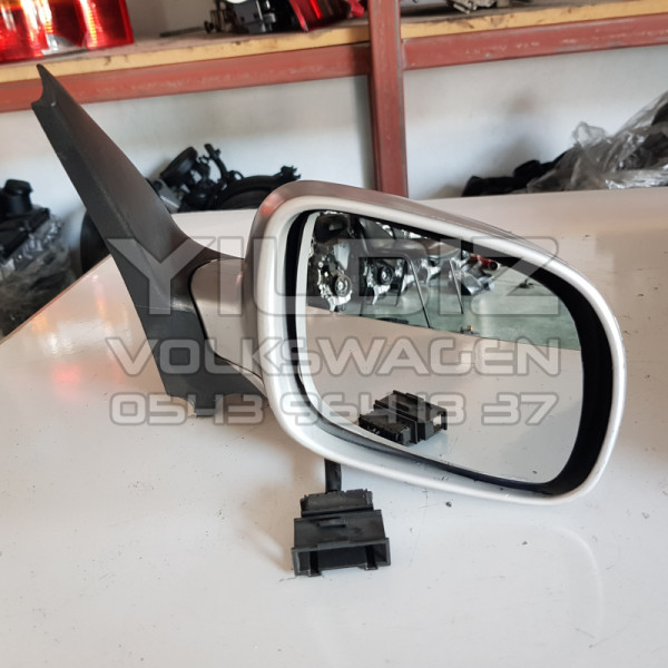 Volkswagen Golf 4 Bora Sağ Dikiz Aynası Orijinal Çıkma Beyaz 1998 1999 2000 2001 2002 2003 2004