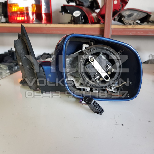Volkswagen Passat B5 Sağ Dikiz Aynası Orjinal Çıkma Mavi 1997 1998 1999 2000