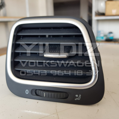 Volkswagen Scirocco 1Q0819710 Orijinal Çıkma Ön Göğüs Sağ Havalandırma Izgarası Üfleç 2009 2010 2011 2012 2013 2014